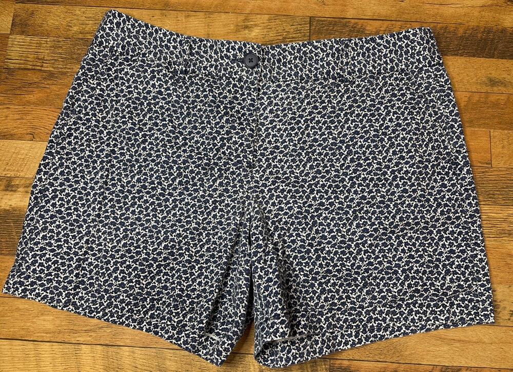 Loft Navy And White Floral Chino Shorts Women’s Size: 12